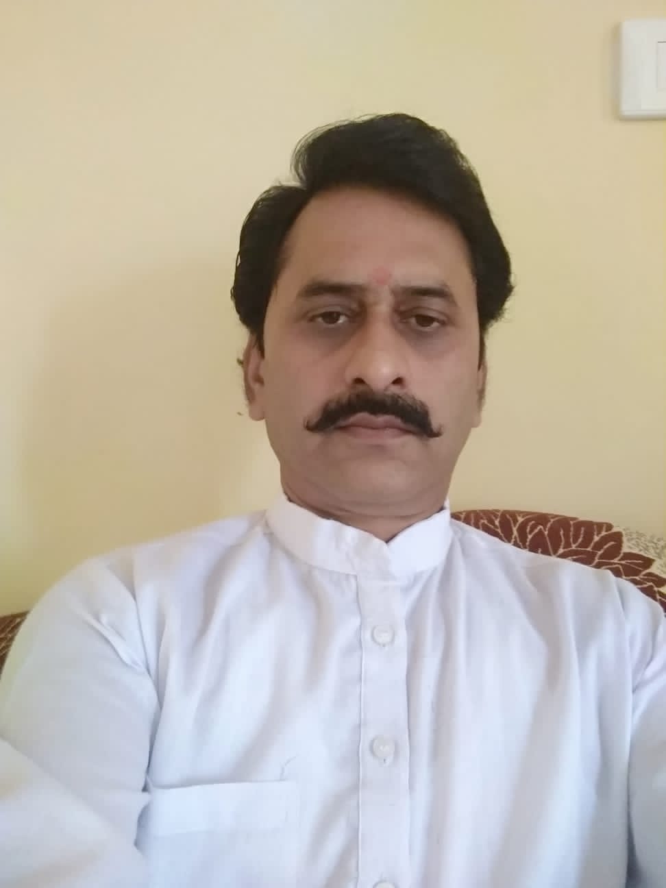 सचिव श्री राज किशोर शर्मा